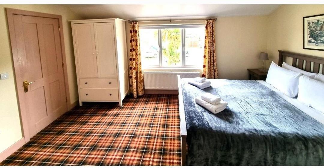 Oak Tree Rooms Ltd Brockenhurst Luaran gambar