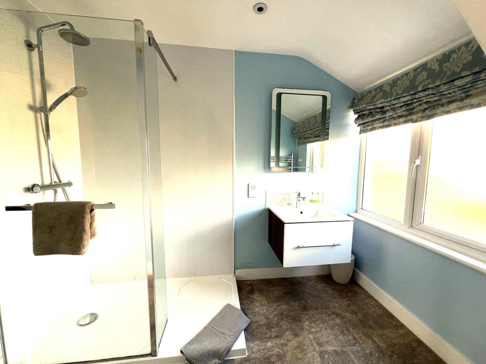 Oak Tree Rooms Ltd Brockenhurst Luaran gambar