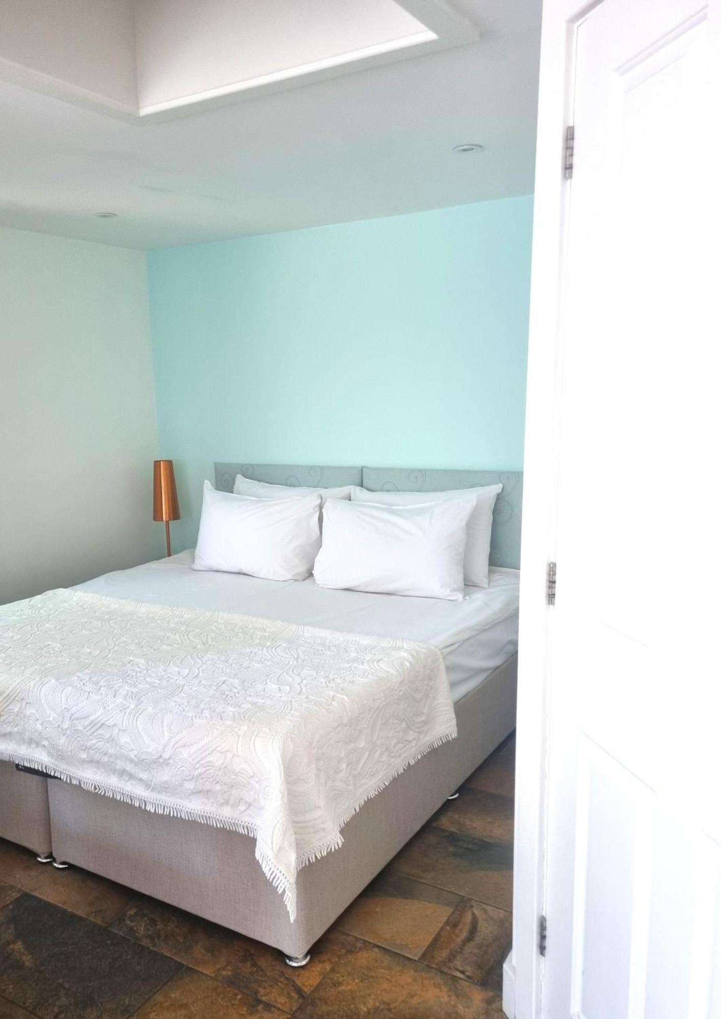 Oak Tree Rooms Ltd Brockenhurst Luaran gambar